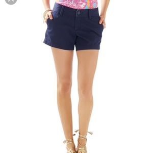 Lilly Pulitzer Callahan 5” Short Navy Size 2